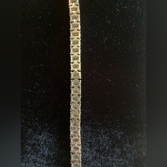 Baguette Cut Tennis Bracelet - Picture 4 of 6